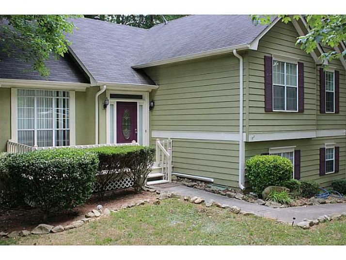 10832 Clearwater Drive, Hampton, GA 30228