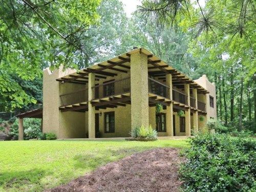 266 Dartmoor Circle, Atlanta, GA 30328