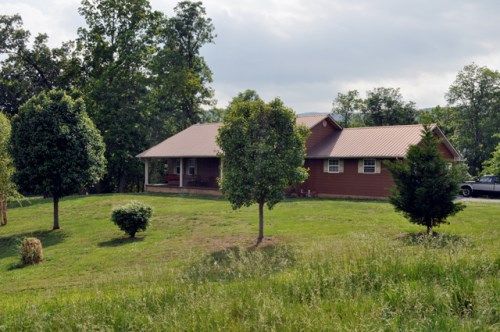 608 Carmack Rd, Newport, TN 37821