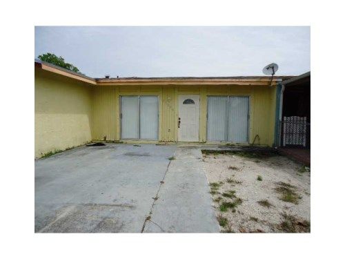 21390 NW 40 CT # 21390, Opa Locka, FL 33055