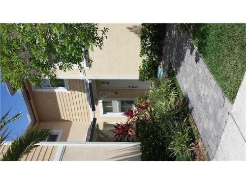 2885 SE 1 DR # 10, Homestead, FL 33033