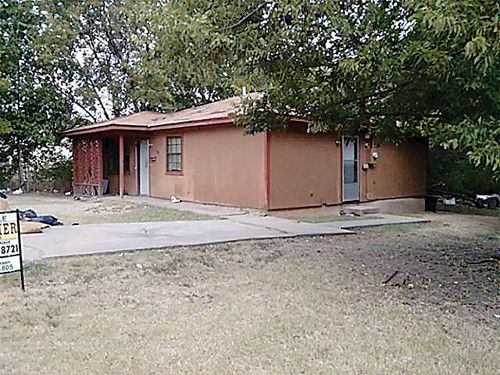 300 Poplar Street, Bonham, TX 75418