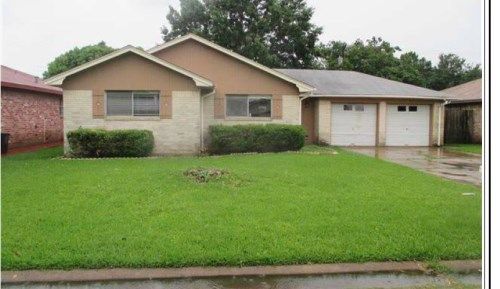 2817 Fairfield Ave, Texas City, TX 77590