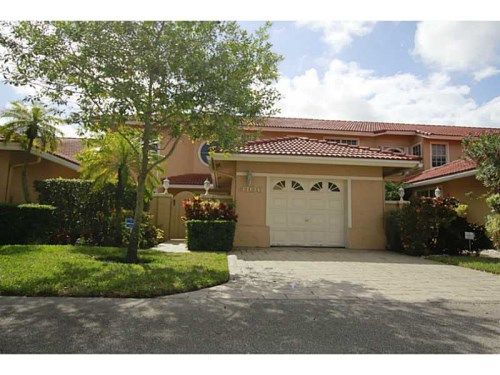 4106 CARRIAGE DR # 2C, Pompano Beach, FL 33069