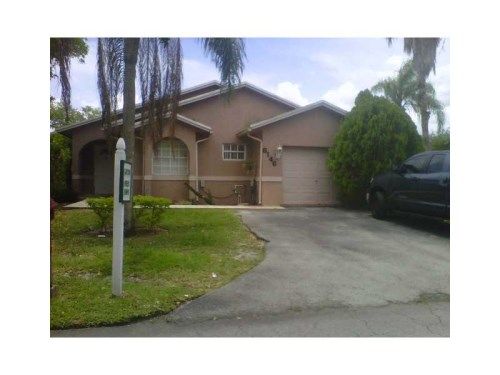 8146 NW 187 TE, Hialeah, FL 33015