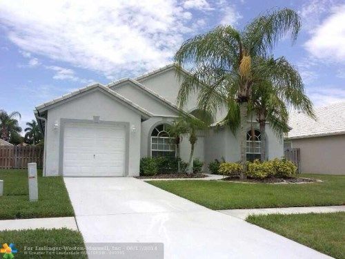 1912 OAK BERRY CIR, West Palm Beach, FL 33414