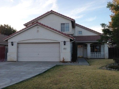 930 Meadow View Road, Hanford, CA 93230