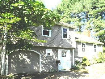 5 Yellow Pine Cir, Middletown, CT 06457