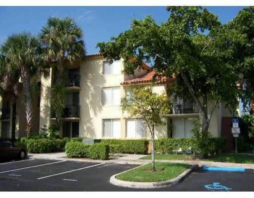 10717 CLEARY BL # 110, Fort Lauderdale, FL 33324