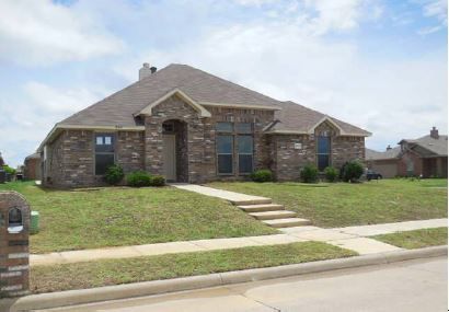 2004 Stonewood Drive, Lancaster, TX 75134