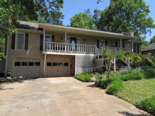 420 Savannah Drive, Woodstock, GA 30188