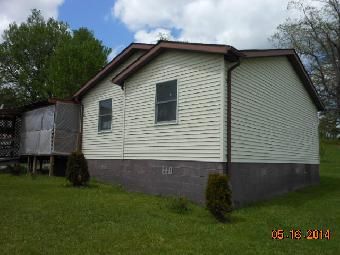 14 Black Oak Dr, Cowen, WV 26206