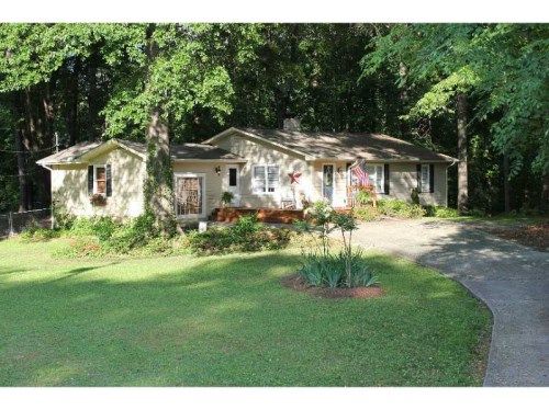 3608 Lavilla Drive, Powder Springs, GA 30127