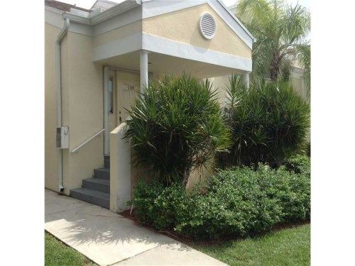 2212 SE 27 DR # 2212, Homestead, FL 33035