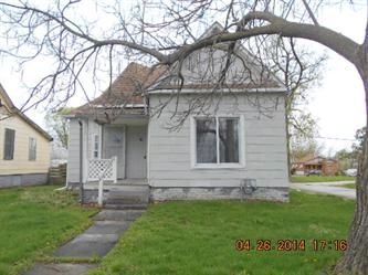 718     Franklin Street, Moberly, MO 65270