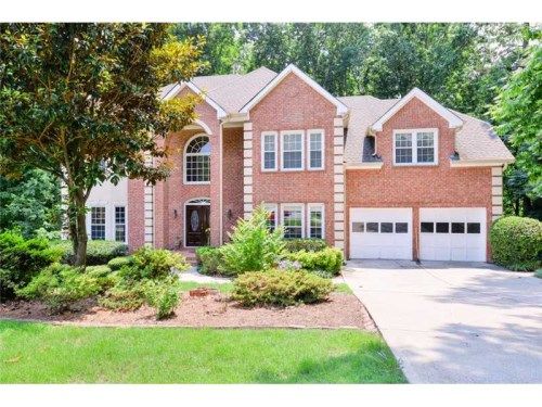 3354 Trails End Circle, Roswell, GA 30075