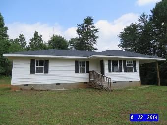 860 Tahoe Trl, Martin, GA 30557