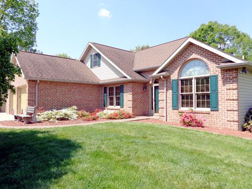 6976 Fairway Oaks, Fayetteville, PA 17222