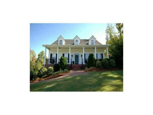 1035 Chateau Forest Road, Hoschton, GA 30548