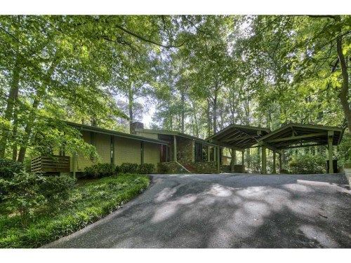 1437 Valley View Road, Atlanta, GA 30338