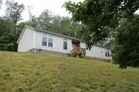 2154 Bryson City Rd, Franklin, NC 28734