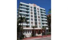 3120 COLLINS AV # 613 Miami Beach, FL 33140