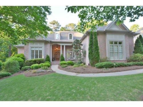 1095 River Laurel Drive, Suwanee, GA 30024