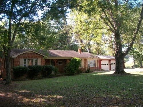 9088 Roberts Road, Silver Point, TN 38582