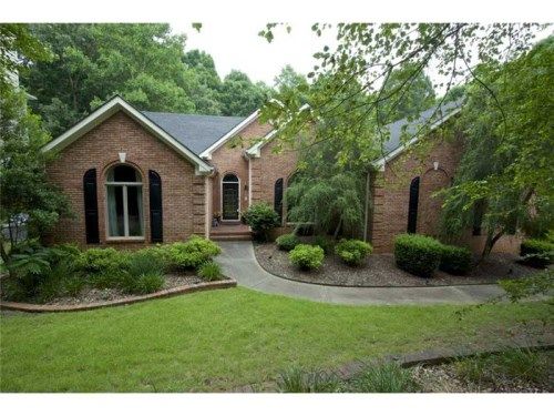 5275 Overbend Trail, Suwanee, GA 30024