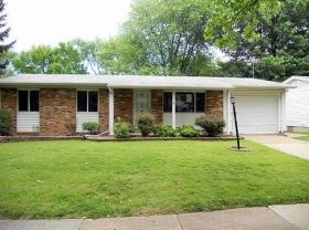 800 Laredo Avenue, Saint Louis, MO 63138