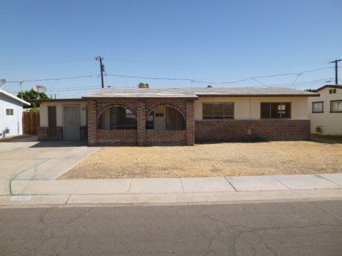 2082 E 25th Place, Yuma, AZ 85365