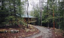 339 High Point Rd Deer Lodge, TN 37726