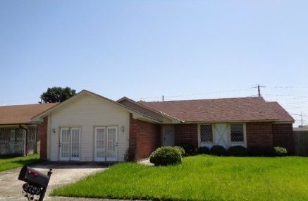 2729 Whippletree Dr, Harvey, LA 70058