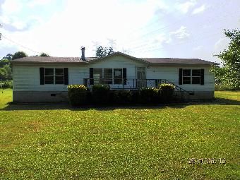 685 Schmitt Road, Rossville, GA 30741