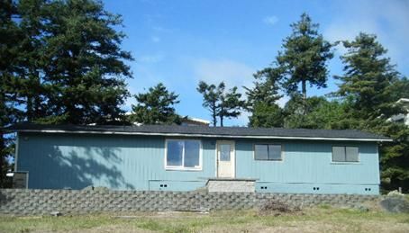 29785 Turner St, Gold Beach, OR 97444