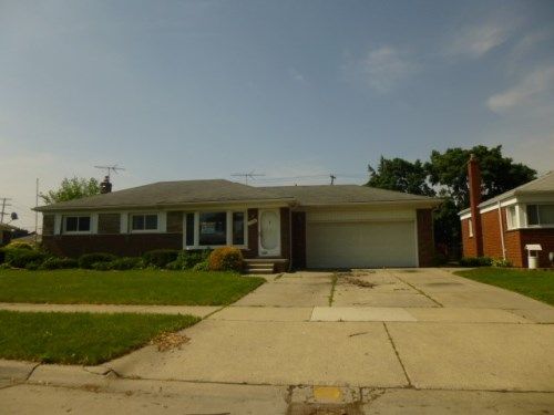 19124 Lister, Eastpointe, MI 48021