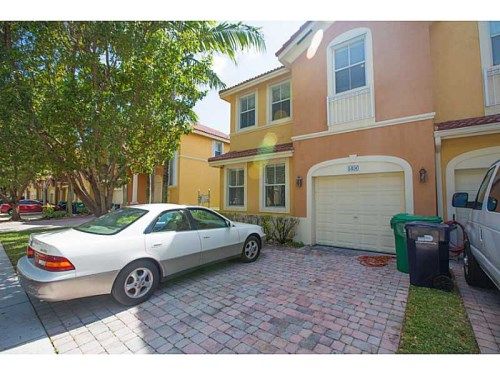 8496 SW 165 PL # 8496, Miami, FL 33193