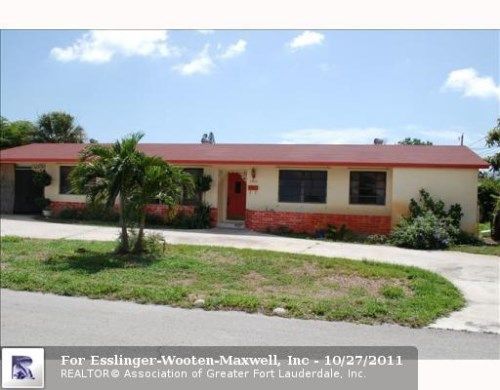 3330 AVENUE T, West Palm Beach, FL 33404