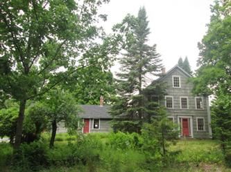 673 River Rd, Henniker, NH 03242