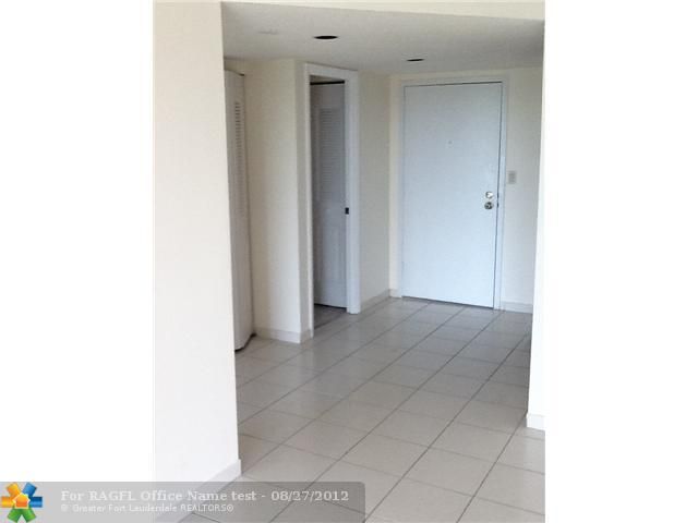 4164 INVERRARY DR # 1008, Fort Lauderdale, FL 33319