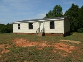 6025 River Heights Dr, Ramseur, NC 27316