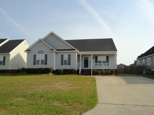 904 Selwood Ln, Winterville, NC 28590