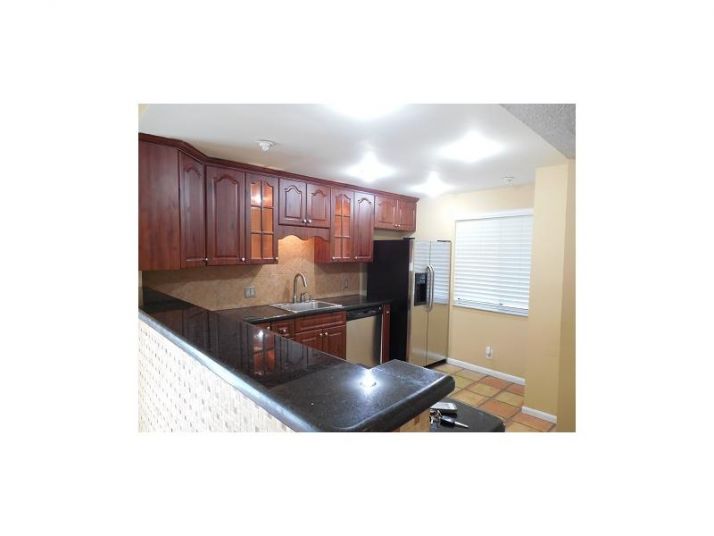 403 LAKEVIEW # 106, Fort Lauderdale, FL 33326