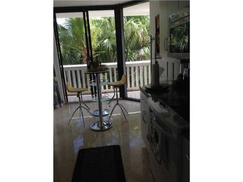 2000 ISLAND BL # 303, North Miami Beach, FL 33160