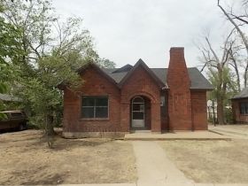 1204 SW 11th Ave, Amarillo, TX 79101