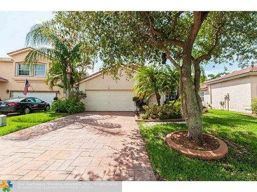 86 GABLES BL, Fort Lauderdale, FL 33326