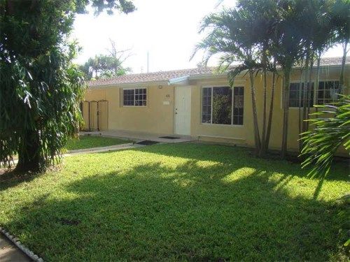 421 SW 68 BL, Hollywood, FL 33023