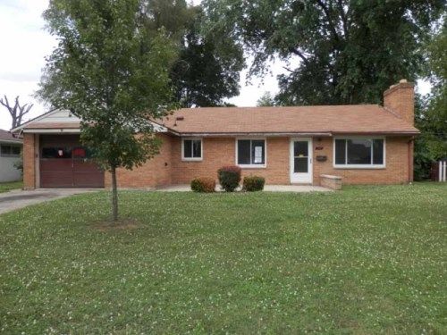 17 W Sherry Dr, Dayton, OH 45426