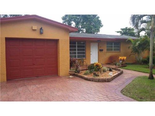 321 SW 72 AV, Hollywood, FL 33023