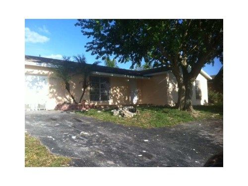 25921 SW 132 AV, Homestead, FL 33032